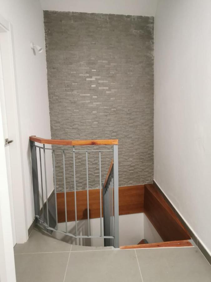 Amplio Duplex Apartment Tamaimo